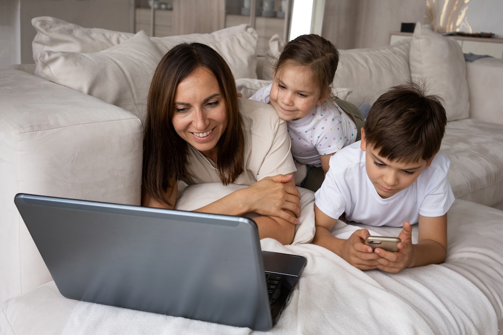 Firewall implementation in home environment